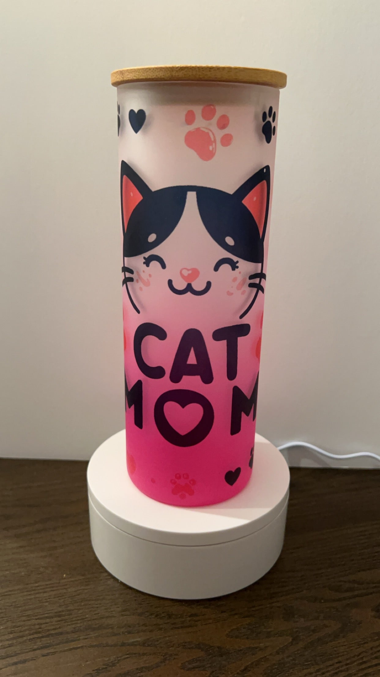 25 oz Frosted Cat Mom Glass